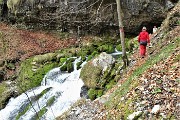 85 Siamo sopra le cascate ...